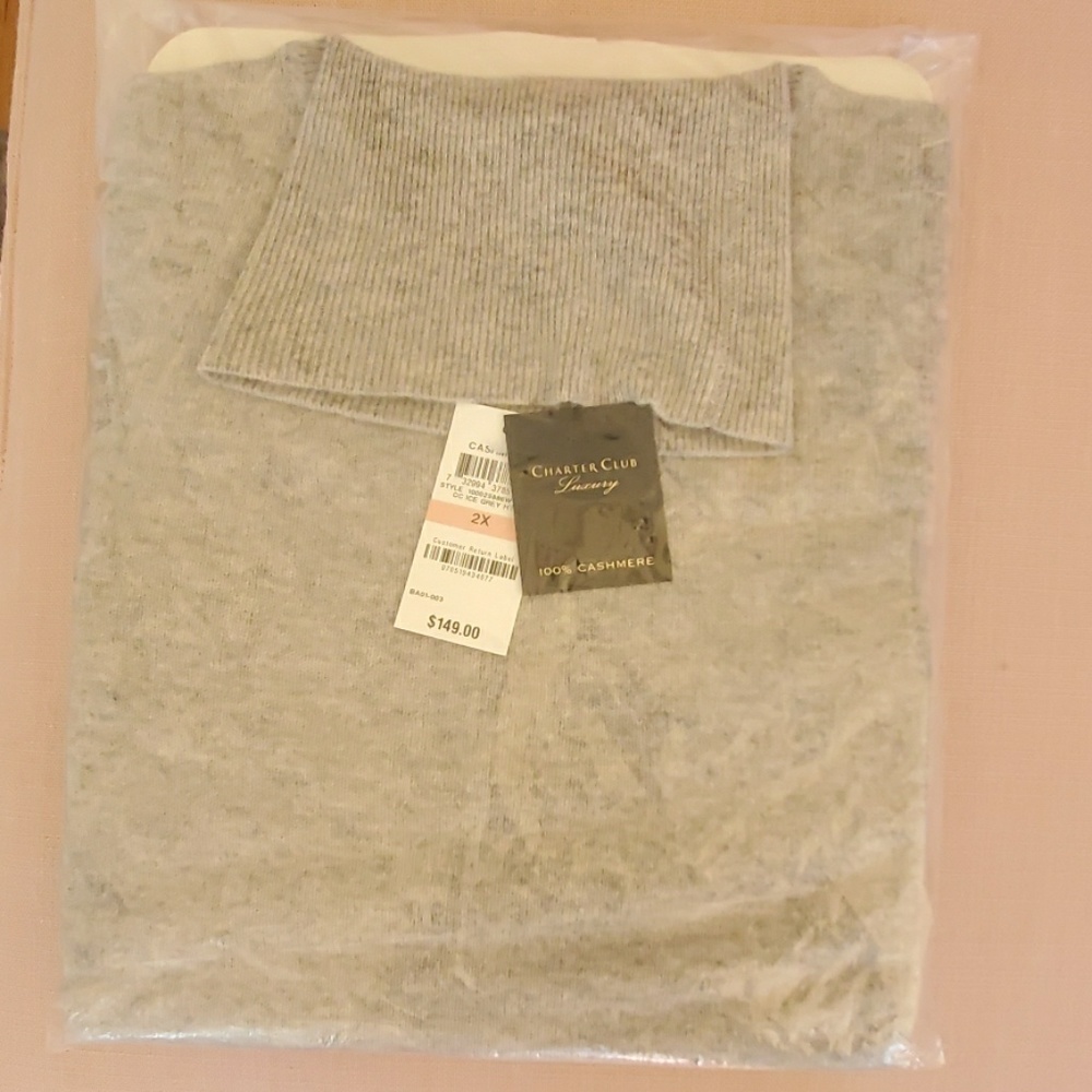 Turtleneck cashmere sweater